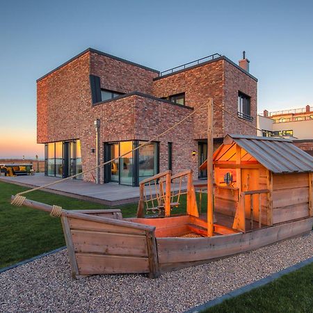 Villa King Erste Lage, Dachterrasse, Meerblick, Carport, Kamin, Sauna, Terrasse, Aussenrolllaeden Олпениц Екстериор снимка
